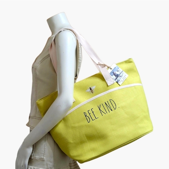Rae Dunn Chartreuse Green Bee Kind Insulated Tote Bag - NWT - Picture 1 of 9